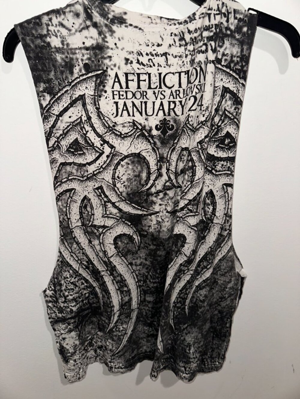 Affliction Men Black White Graphic T-Shirt - Picture 4 of 4